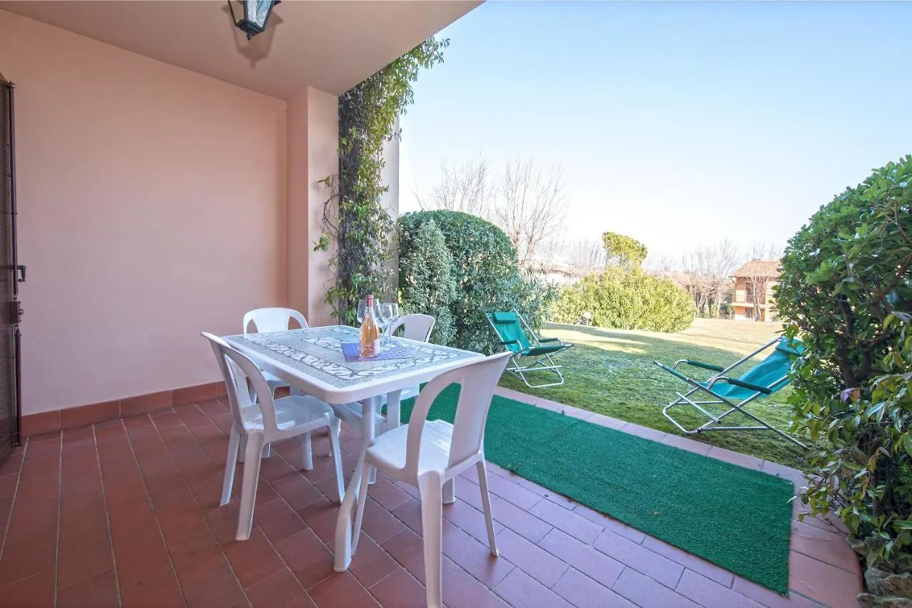 Residence Edera 18 By Wonderful Italy Polpenazze del Garda Casa vacanze