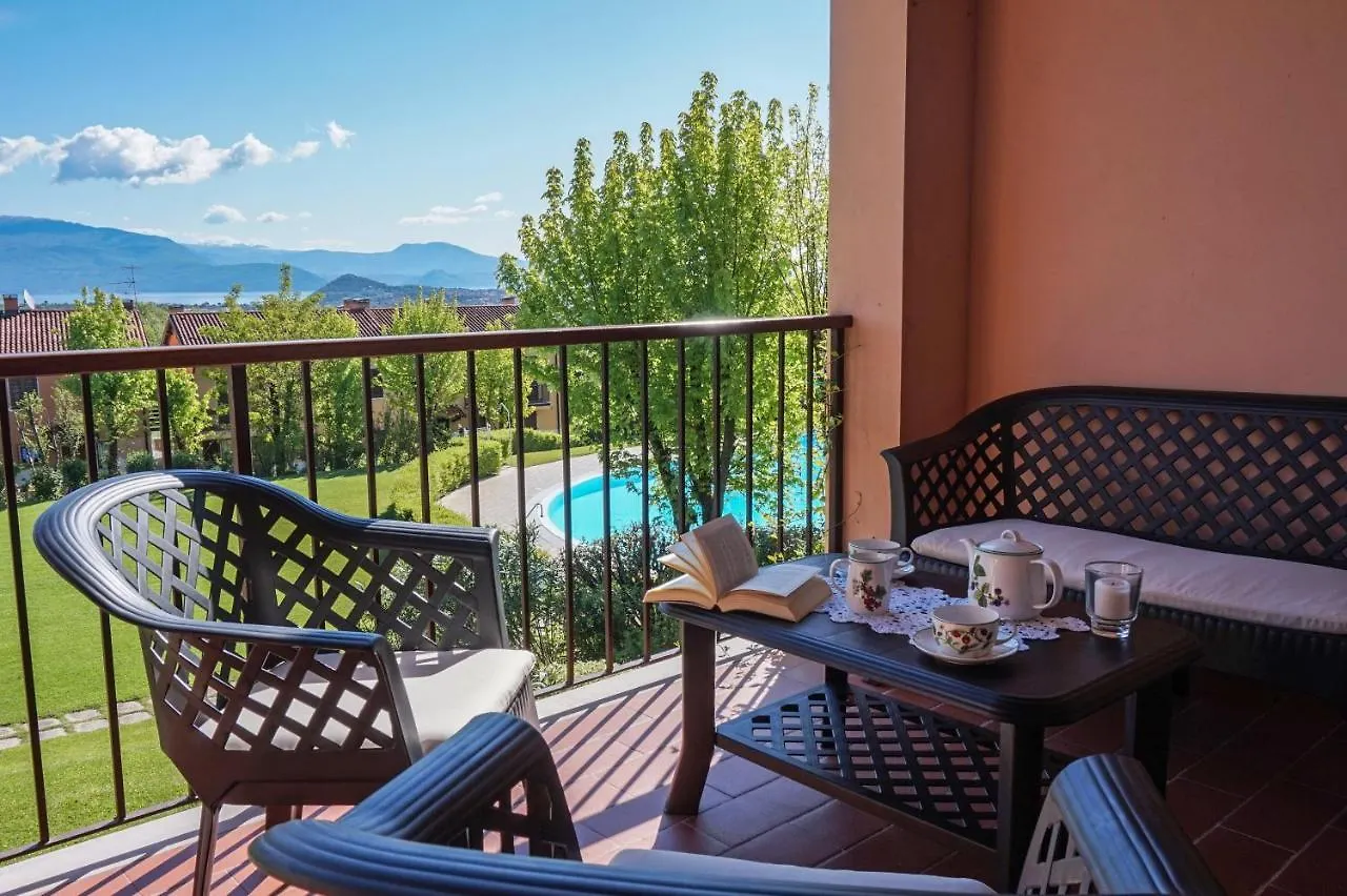 Residence Edera 18 By Wonderful Italy Polpenazze del Garda